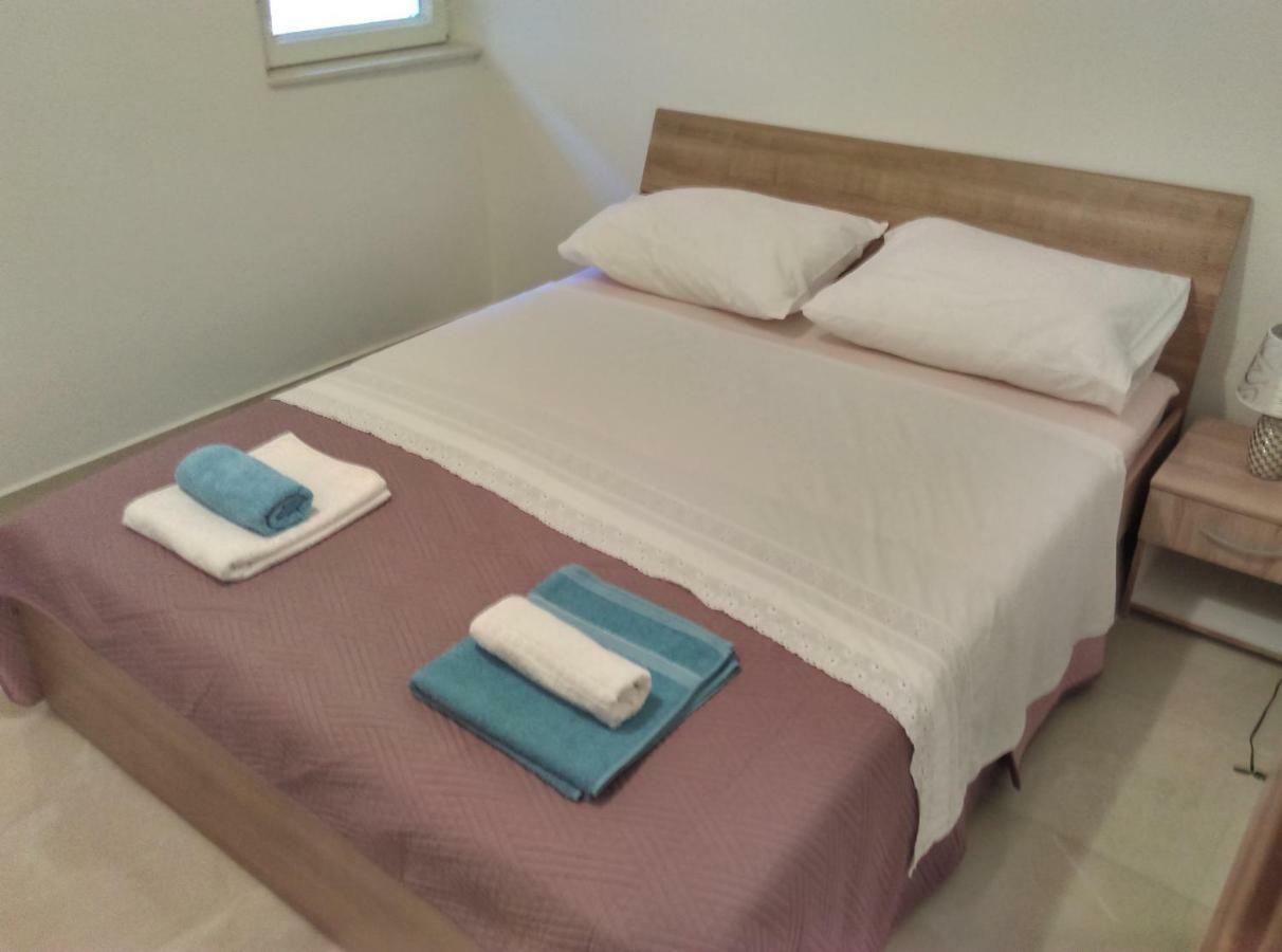 Apartments Garija 로고즈니차 외부 사진